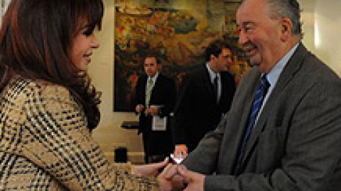 Gobierno y AFA llegan a un acuerdo para la televisación del fútbol