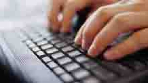 Los consumidores prefieren el mail para hablar con las marcas