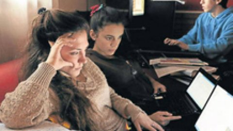 Gran Bretaña: Qué utilizan los jóvenes como fuente de información