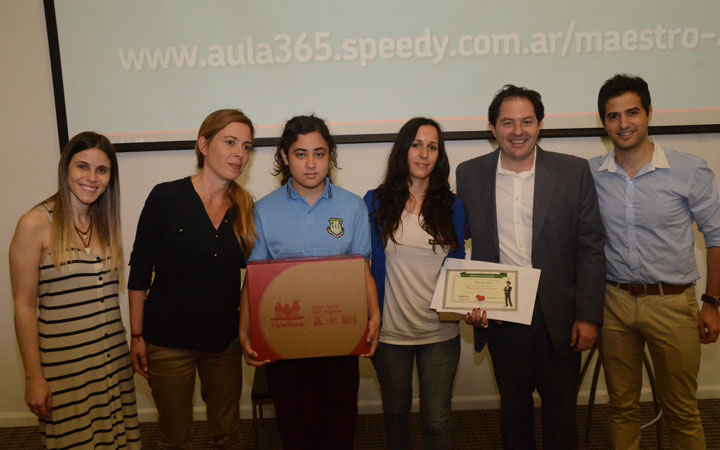 Se conoció al ganador del concurso “Un maestro de corazón” 2014