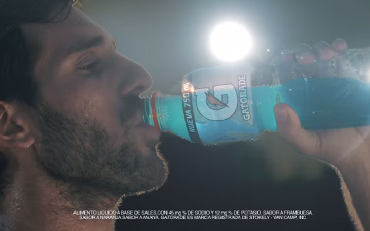 Nuevo comercial de Gatorade para presentar su nueva botella