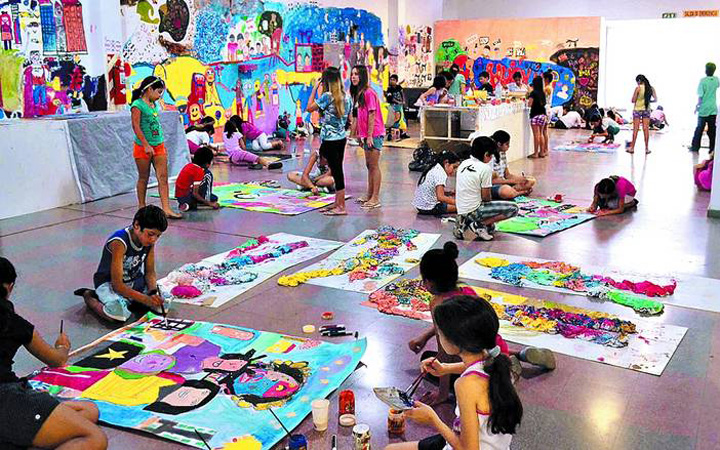 Taller de arte para chicos en el MAT
