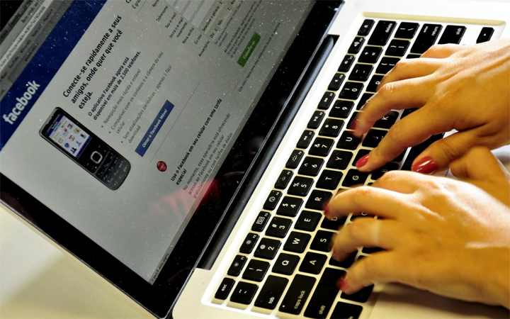 “Stalkear” en Internet: el 70% lo utiliza como su única medida de seguridad online