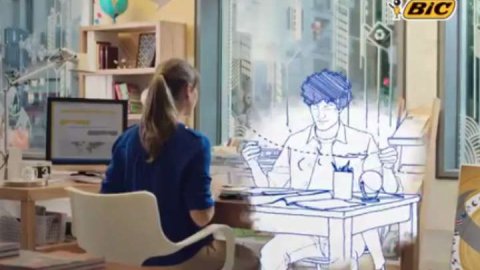 BIC relanzó su línea BIC Cristal con una campaña