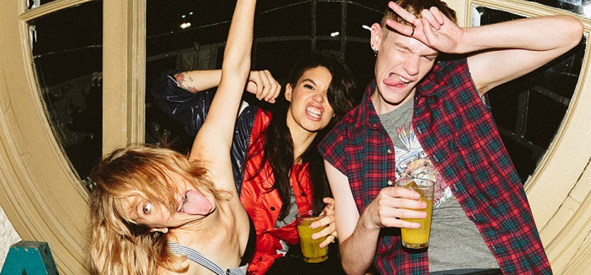 Smirnoff lanza campaña “#QueNoche”
