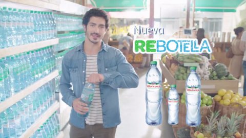 Villavicencio presenta “Rebotella” con una campaña de Y&R