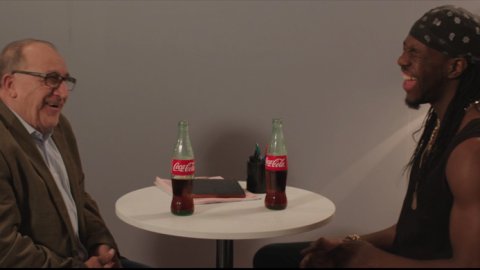 "Tomémonos un segundo más", lo nuevo de Coca-Cola