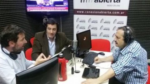 "Detrás de las Palabras”, volvió a la radio