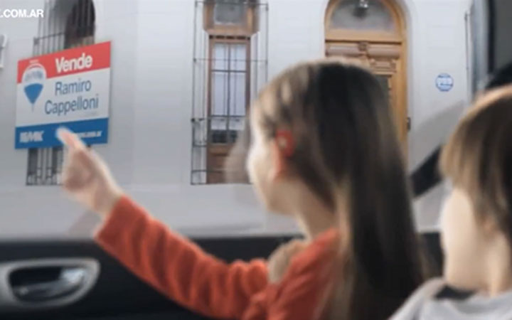“Carteles”, la campaña de Anarketing Publicidad para RE/MAX