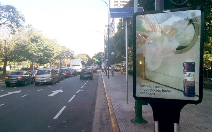 Lo nuevo de Publicidad Sarmiento para Poett