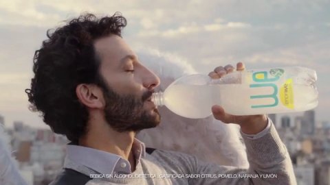 “Mesas con Ángel”, la nueva campaña de We by Ser