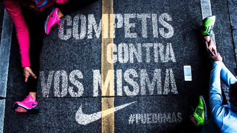 Nike y PHD alientan a correr con "eco-graffitis"