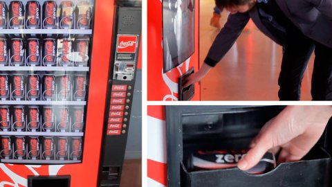 Acción de la Vending Machine de Coca-Cola Zero