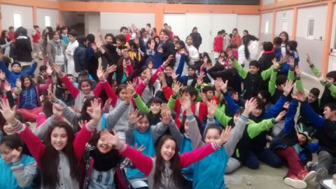 Ángel Estrada inicia otra etapa de su campaña de concientización sobre Bullying