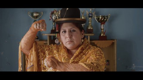 “ChinChin, la cholita luchadora”, la campaña de El Ojo 2015