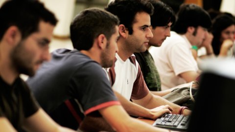 Los jóvenes estudiantes y su comportamiento en Internet