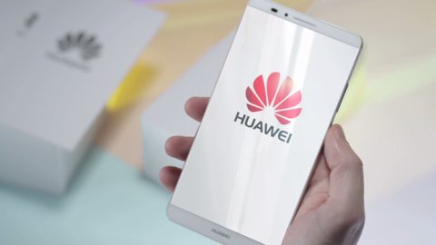 di Paola creó la primera campaña  de Huawei para el mercado argentino