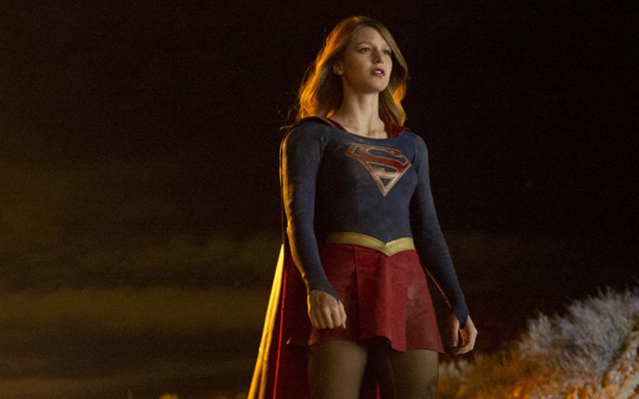 Supergirl! Llega a la pantalla de Warner Channel