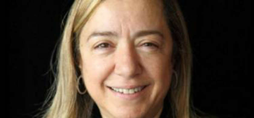 Familiares, amigos y compañeros despiden a Andrea Suez