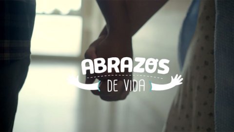 “Abrazos de Vida”, la campaña de FCB Buenos Aires para Huggies