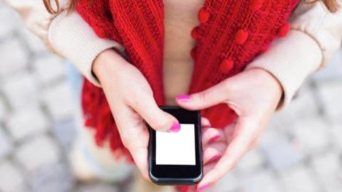 Los Millennials consideran que el celular les permite estar más cerca de sus afectos