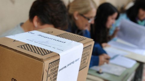 El 70% de los argentinos tiene algún tipo de actitud negativa hacia la campaña presidencial