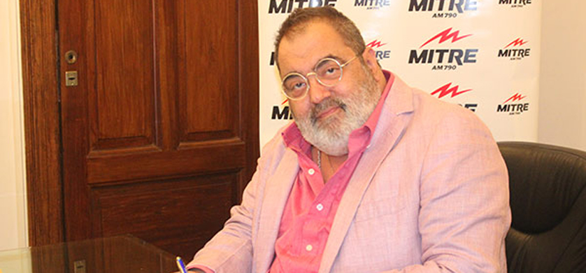 Lanata firmó el contrato con Radio Mitre para el año 2016