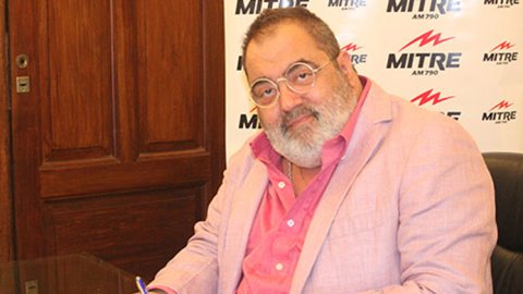 Lanata firmó el contrato con Radio Mitre para el año 2016