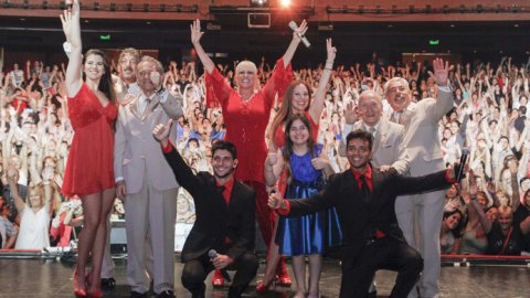 Acción de Supermercados DIA y Valeria Lynch en el Teatro Gran Rex
