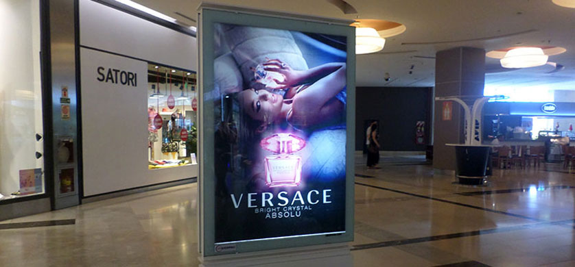 Versace eligió a Vía Shopping