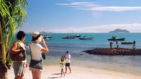 Turismo: ¿A dónde fuimos y cómo nos informamos a la hora de viajar?