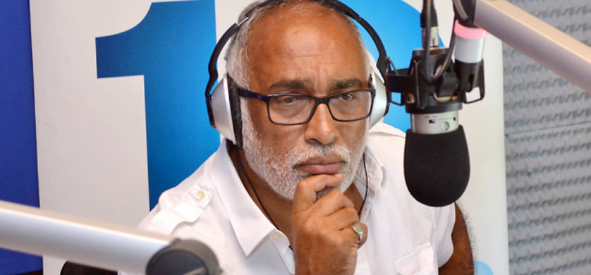 Oscar González Oro renunció a Radio 10