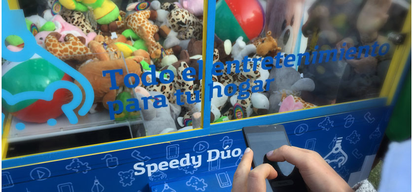 “Maquina de Peluches”, una acción no tradicional de Speedy