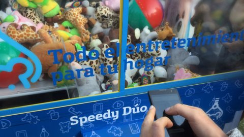 “Maquina de Peluches”, una acción no tradicional de Speedy