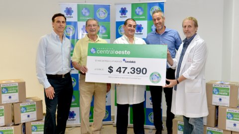 “Ahorrá, ayudá y ganá”, campaña solidaria de Farmacias Central Oeste y Fundación Tzedaká