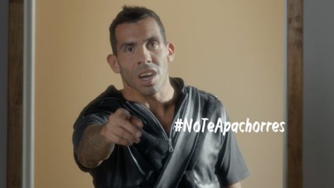 “NoTeApachorres”, de Y&R para Yogurísimo con Carlitos Tevez
