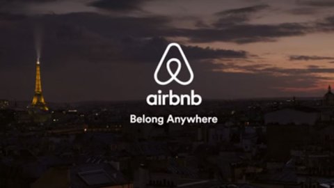 “Vive ahí”, la nueva campaña mundial de Airbnb
