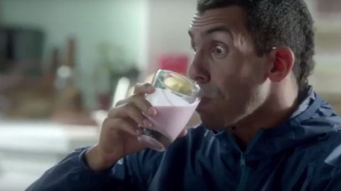 “Si no desayunás bien, te desayunan”, de Y&R para Yogurísimo