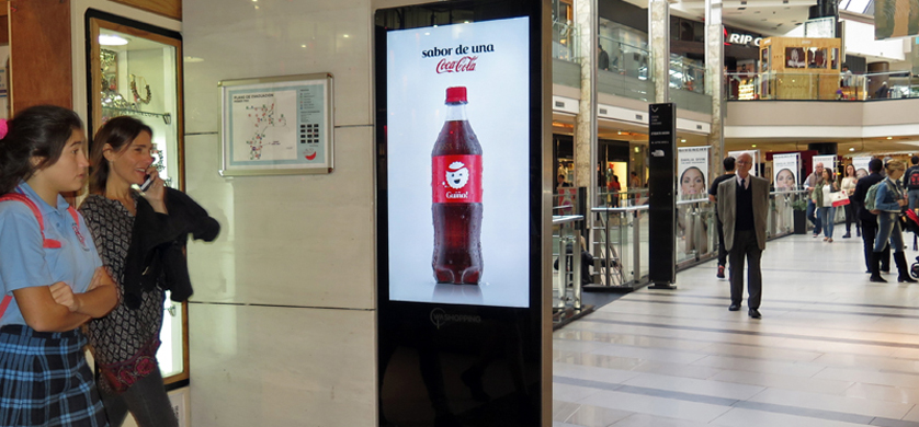 Nueva campaña de Coca Cola en dispositivos de Vía Shopping