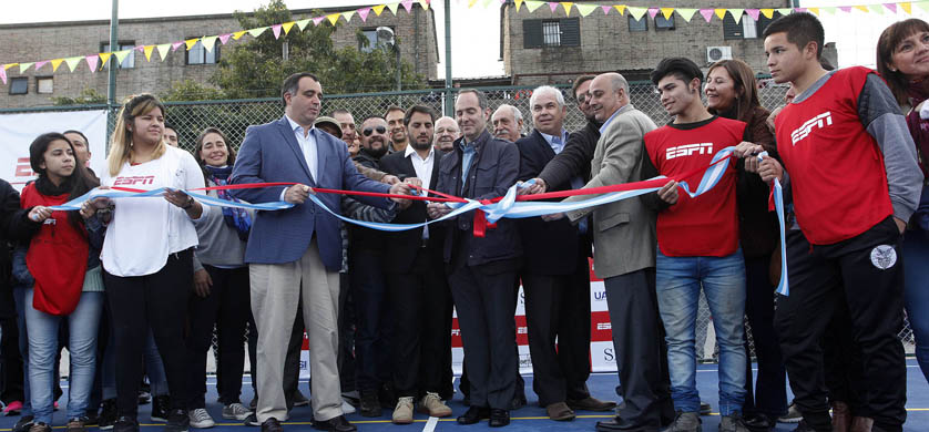ESPN construye y dedica un centro deportivo polivalente en Argentina