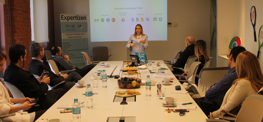 Google apps: desayuno de trabajo y colaboración en simultáneo