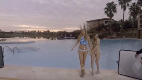 Con un video 360, Class Life presenta su colección primavera verano 2017