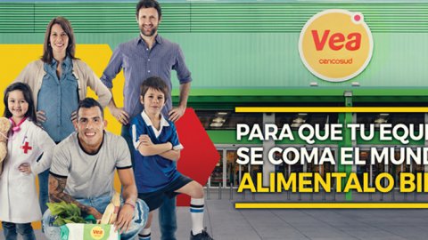 Supermercados VEA lanza una campaña de la mano de Tevez