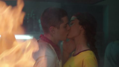 "Noches de día", de Publicis para Beldent Infinit