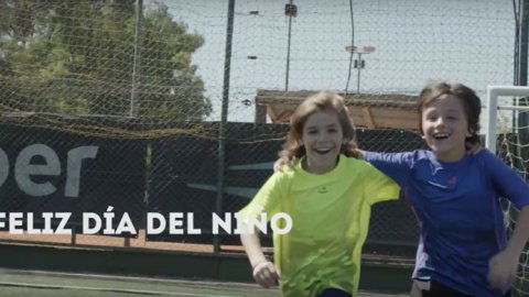 Acción de Topper por el Día del Niño