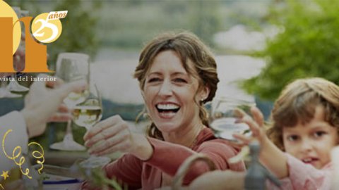 Nueva cumple 25 años y lo celebra junto a todas las mamás del país