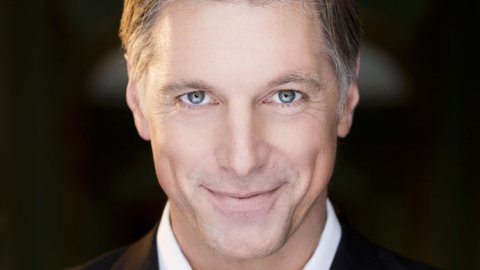 Horacio Cabak será el host de Miss Universo Argentina