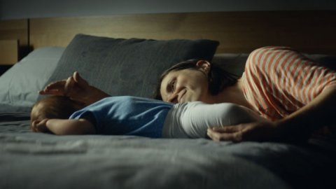 Nace Baby Dove lo presenta un spot de lanzamiento