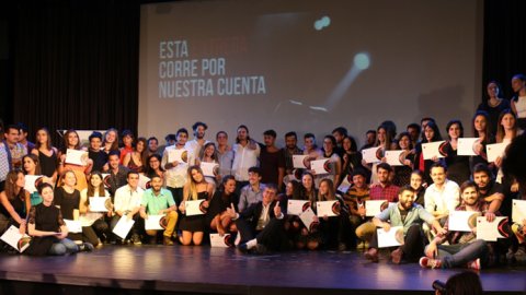 Entrega de diplomas en la Escuelita