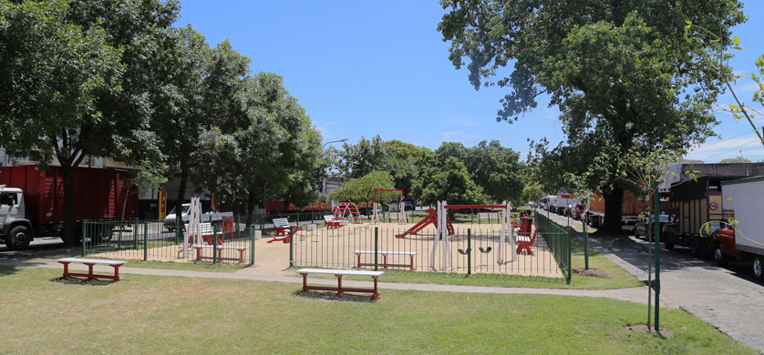 Coca-Cola FEMSA inauguró mejoras en el boulevard de la avenida Amancio Alcorta